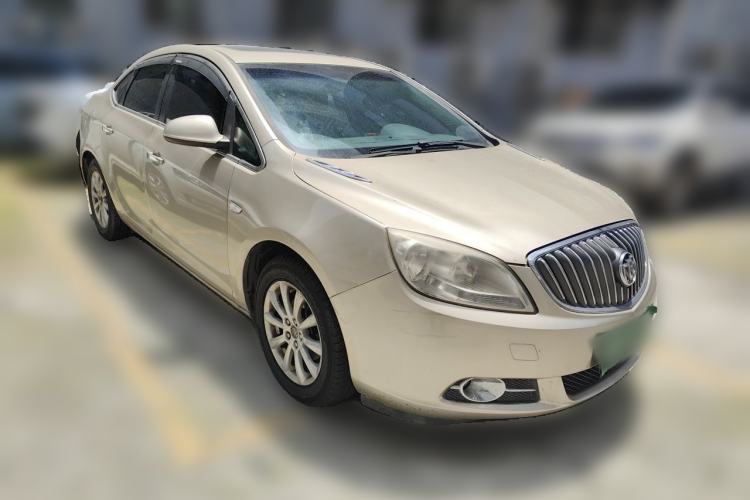 Used Buick GT 2012 GT 1.6L Automatic Fashion Edition Front Right 45 Deg