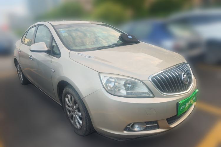 Used Buick GT 2012 GT 1.6L Automatic Fashion Edition Front Right 45 Deg