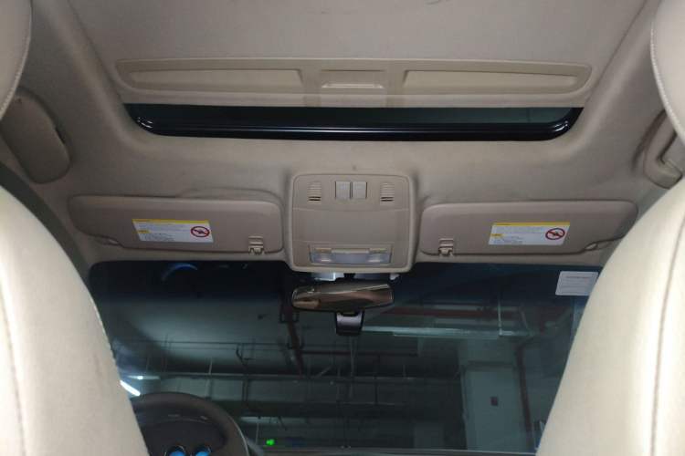 Used Buick GT 2012 GT 1.6L Automatic Fashion Edition Headliner