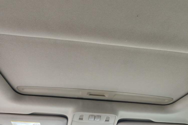 Used Buick GT 2012 GT 1.6L Automatic Fashion Edition Headliner