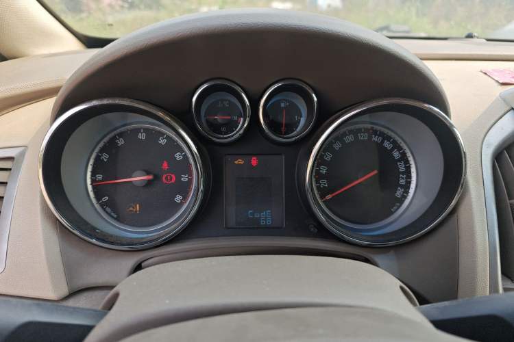 Used Buick GT 2012 GT 1.6L Manual Entry-Level Model Instrument Cluster