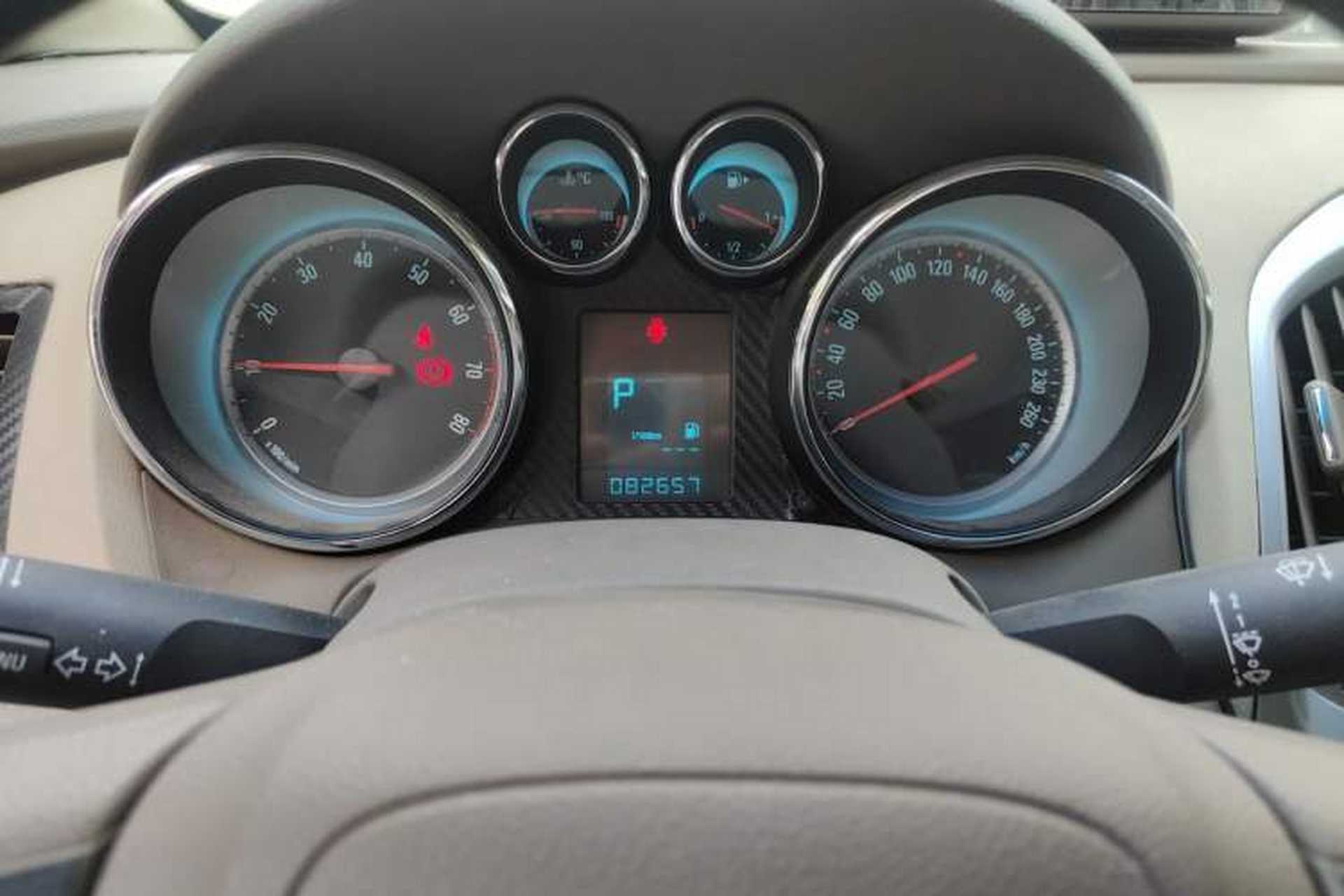 Used Buick GT 2012 GT 1.6L Automatic Fashion Edition Instrument Cluster