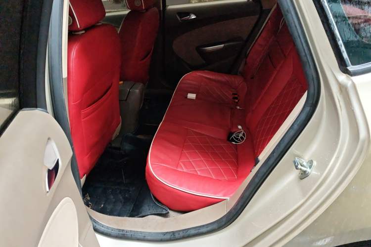 Used Buick GT 2012 GT 1.6L Automatic Fashion Edition Left Rear Seat