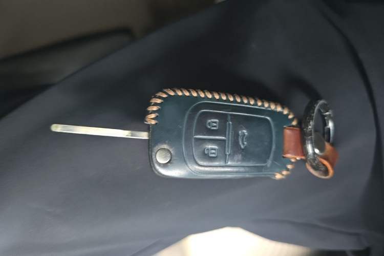 Used Buick GT 2012 GT 1.6L Manual Comfort Edition Vehicle Key