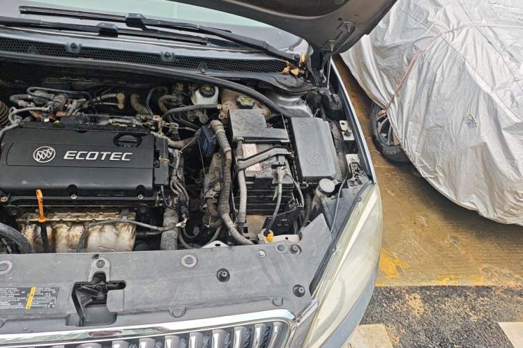 Used Buick GT 2012 GT 1.6L Manual Entry-Level Model Engine Bay Left