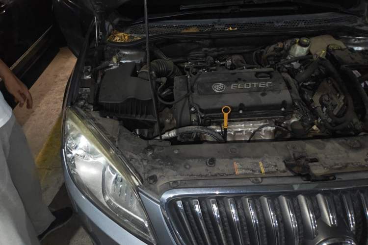 Used Buick GT 2012 GT 1.6L Automatic Comfort Edition Engine Bay Right
