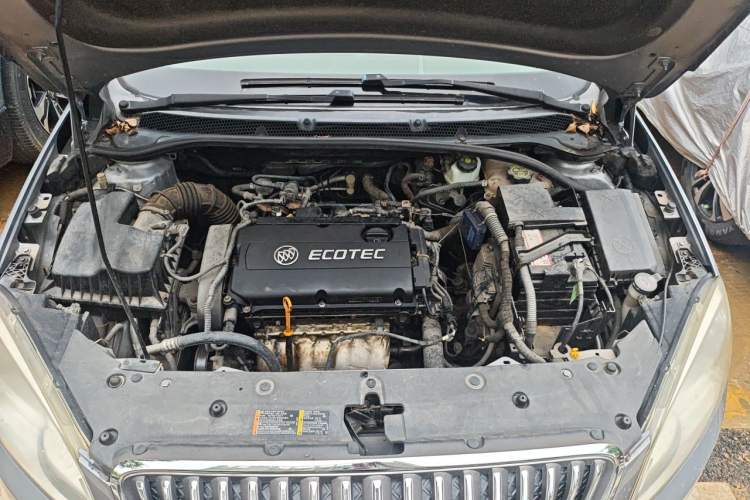 Used Buick GT 2012 GT 1.6L Manual Entry-Level Model Engine Bay