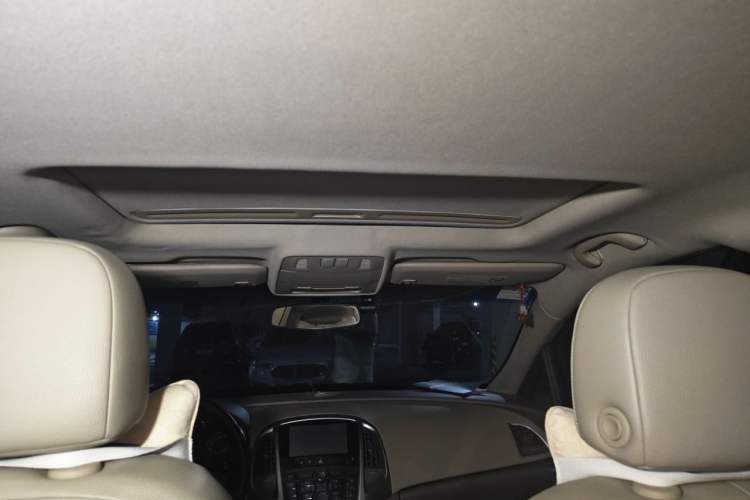 Used Buick GT 2012 GT 1.6L Automatic Comfort Edition Headliner