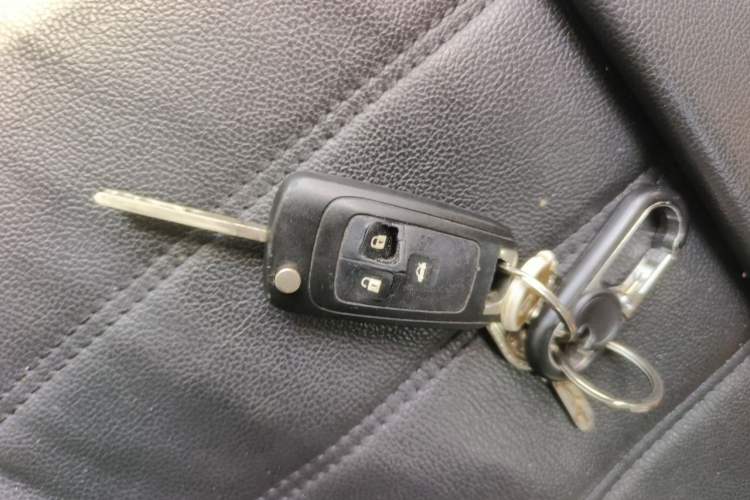 Used Buick GT 2012 GT 1.8L Automatic Fashionable Leather Edition Vehicle Key