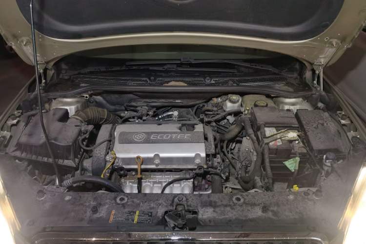Used Buick GT 2012 GT 1.6L Automatic Fashion Edition Engine Bay