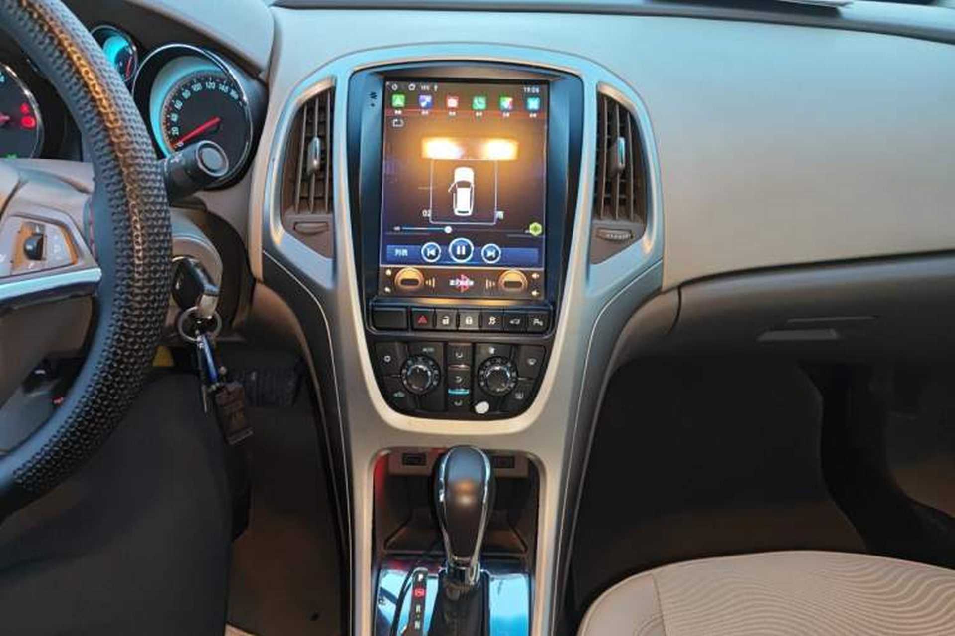 Used Buick GT 2012 GT 1.6L Automatic Comfort Edition Audio And AC Panel