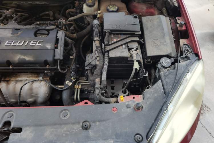 Used Buick GT 2012 GT 1.6L Automatic Fashion Edition Engine Bay Left