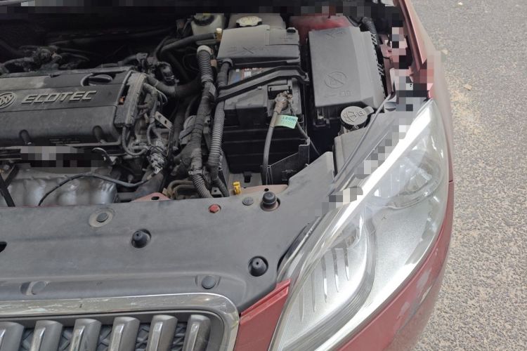 Used Buick GT 2012 GT 1.6L Automatic Fashion Edition Engine Bay Left