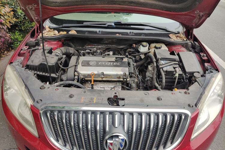 Used Buick GT 2012 GT 1.6L Automatic Fashion Edition Engine Bay