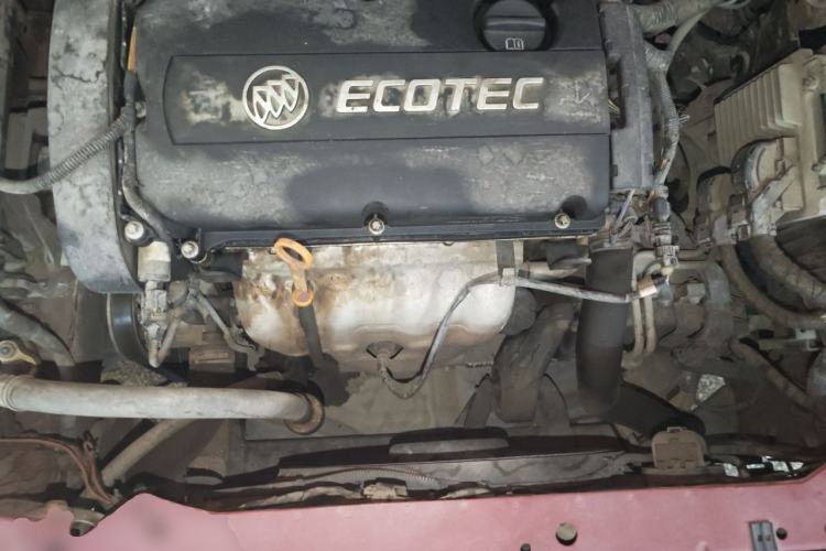 Used Buick GT 2012 XT 1.6L Automatic Fashion Edition Engine Bay