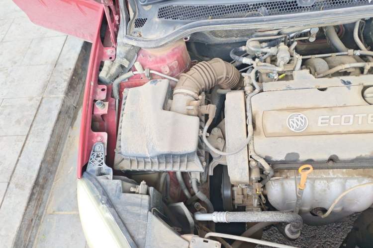 Used Buick GT 2012 GT 1.6L Automatic Fashion Edition Engine Bay Right