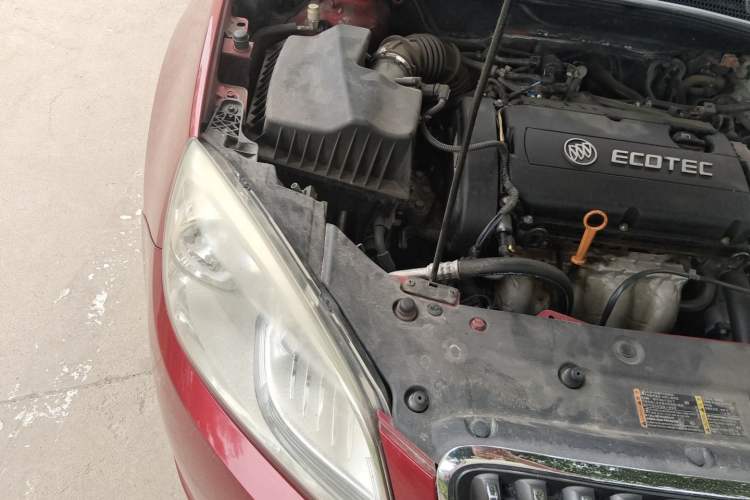 Used Buick GT 2012 GT 1.6L Automatic Fashion Edition Engine Bay Right