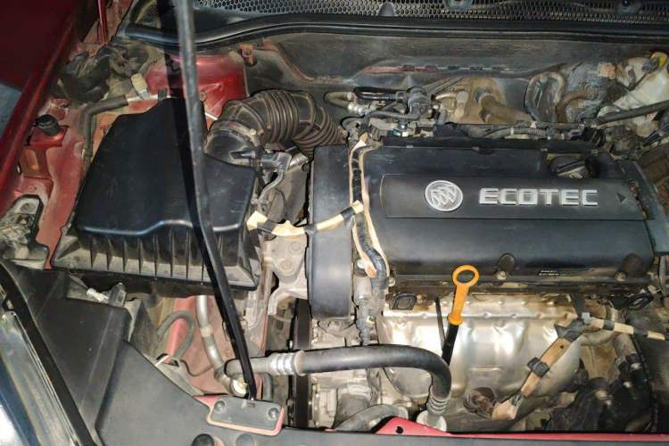 Used Buick GT 2012 GT 1.6L Automatic Fashion Edition Engine Bay Right