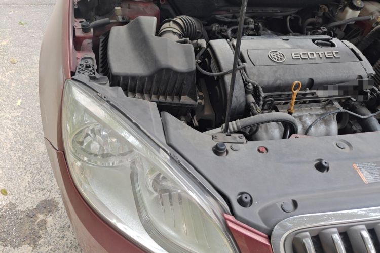 Used Buick GT 2012 GT 1.6L Automatic Fashion Edition Engine Bay Right
