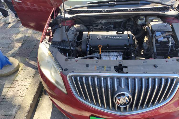 Used Buick GT 2012 GT 1.6L Automatic Fashion Edition Engine Bay Right