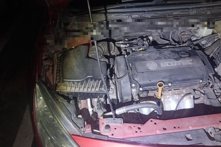 Used Buick GT 2012 XT 1.6L Automatic Fashion Edition Engine Bay Right