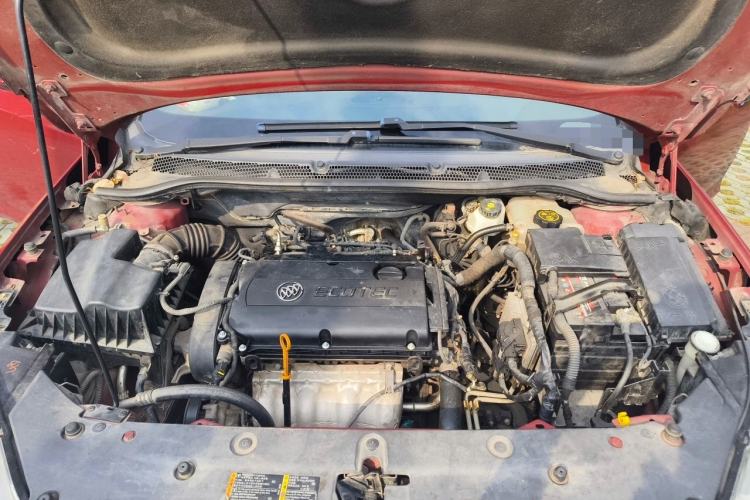 Used Buick GT 2012 GT 1.8L Automatic Fashionable Leather Edition Engine Bay