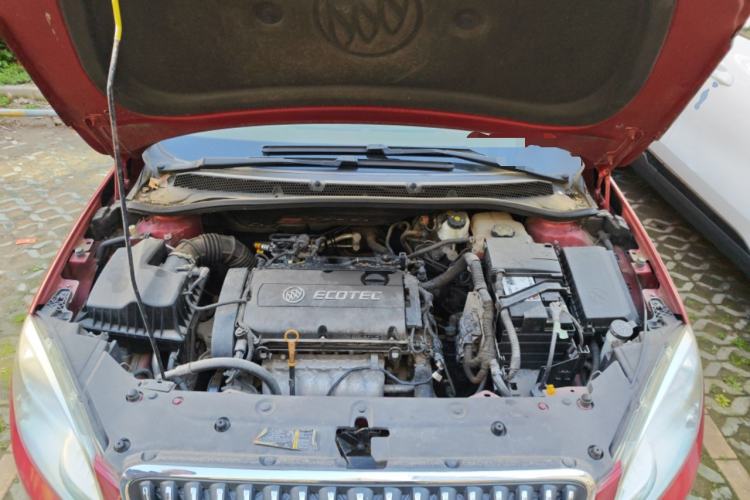 Used Buick GT 2012 GT 1.6L Manual Entry-Level Model Engine Bay