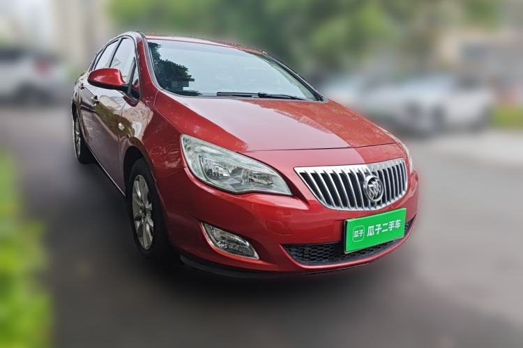 Used Buick GT 2012 XT 1.6L Automatic Fashion Edition Front Right 45 Deg