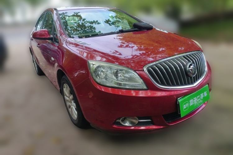 Used Buick GT 2012 GT 1.6L Automatic Fashion Edition Front Right 45 Deg