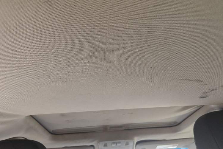 Used Buick GT 2012 GT 1.8L Automatic Fashionable Leather Edition Headliner