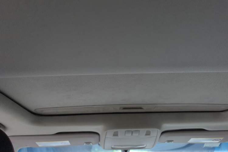 Used Buick GT 2012 GT 1.6L Automatic Fashion Edition Headliner