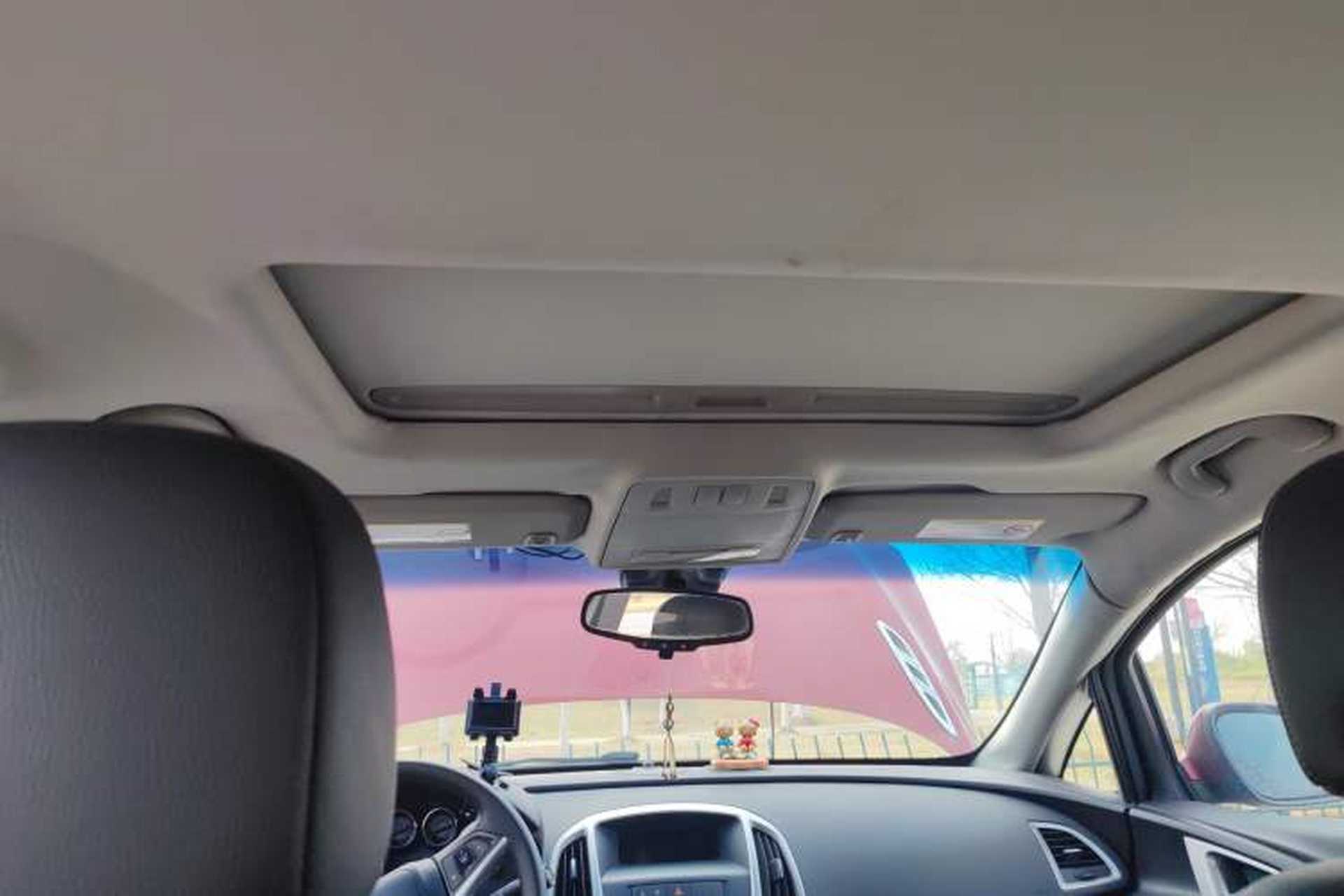Used Buick GT 2012 GT 1.8L Automatic Fashionable Leather Edition Headliner