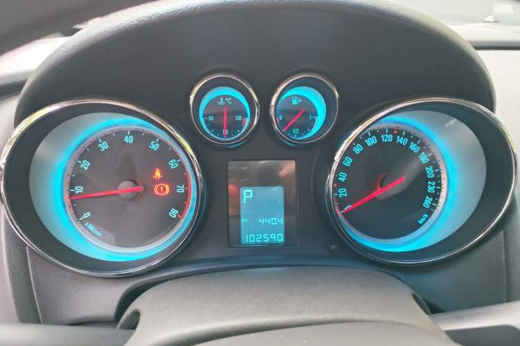Used Buick GT 2012 XT 1.6L Automatic Fashion Edition Instrument Cluster
