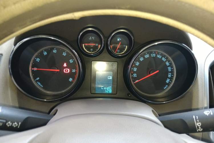Used Buick GT 2012 GT 1.6L Manual Comfort Edition Instrument Cluster