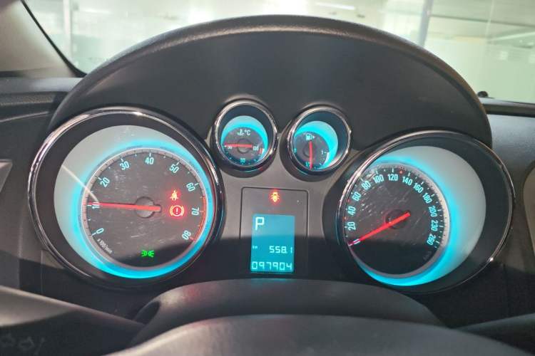 Used Buick GT 2012 XT 1.6L Automatic Fashion Edition Instrument Cluster