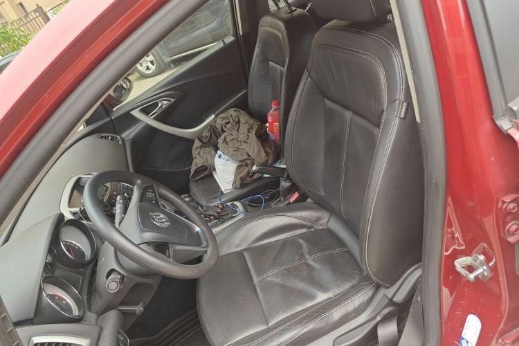 Used Buick GT 2012 GT 1.8L Automatic Fashionable Leather Edition Left Front Seat