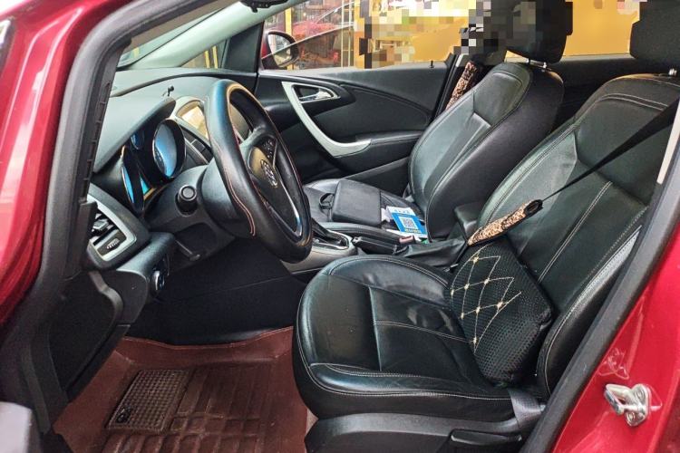 Used Buick GT 2012 GT 1.8L Automatic Fashionable Leather Edition Left Front Seat