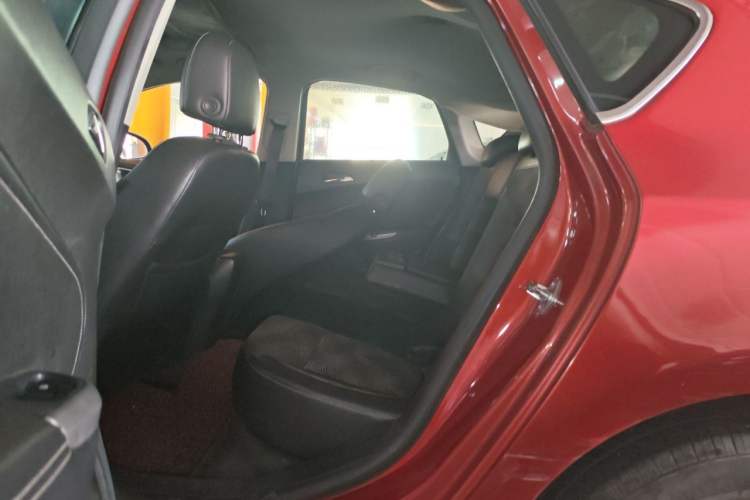 Used Buick GT 2012 XT 1.6L Automatic Fashion Edition Left Rear Seat