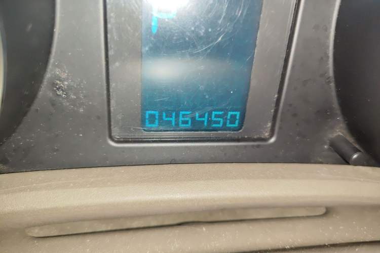 Used Buick GT 2012 GT 1.6L Automatic Fashion Edition Odometer Close Up