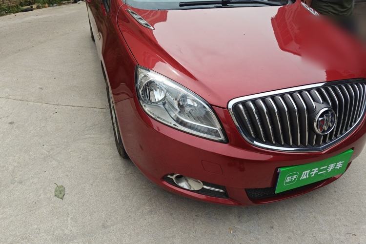 Used Buick GT 2012 GT 1.8L Automatic Fashionable Leather Edition Right Front Headlight