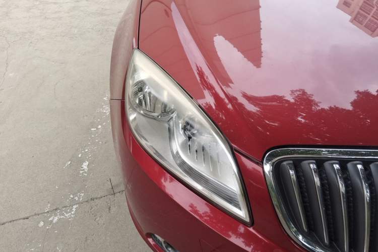 Used Buick GT 2012 GT 1.6L Automatic Fashion Edition Right Front Headlight
