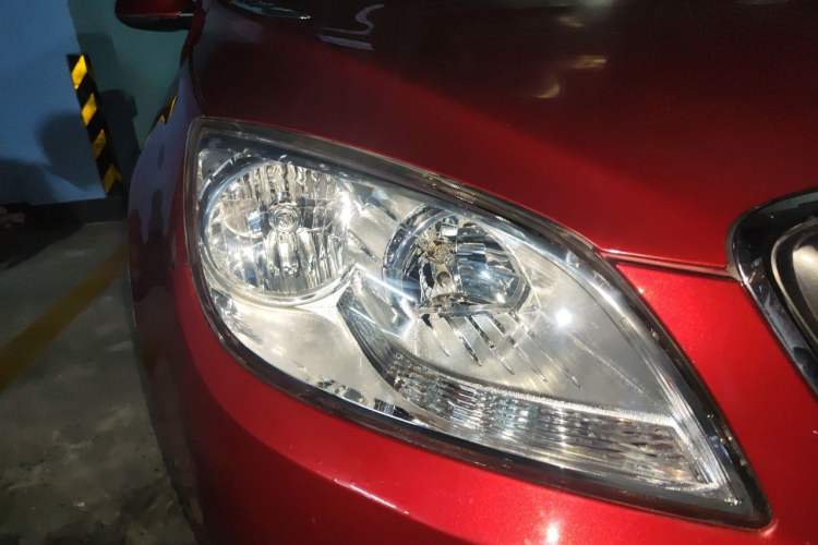 Used Buick GT 2012 GT 1.6L Automatic Fashion Edition Right Front Headlight