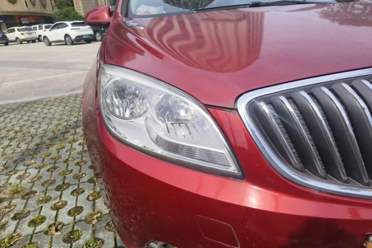Used Buick GT 2012 GT 1.8L Automatic Fashionable Leather Edition Right Front Headlight