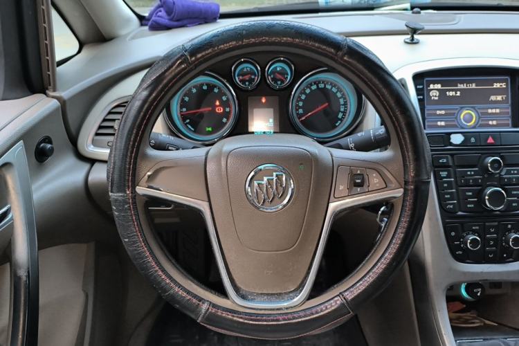 Used Buick GT 2012 GT 1.6L Manual Entry-Level Model Steering Wheel