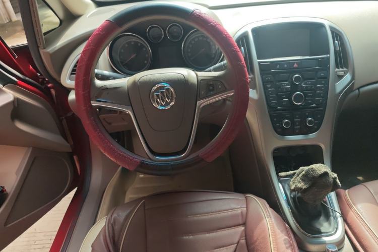Used Buick GT 2012 GT 1.6L Manual Entry-Level Model Steering Wheel