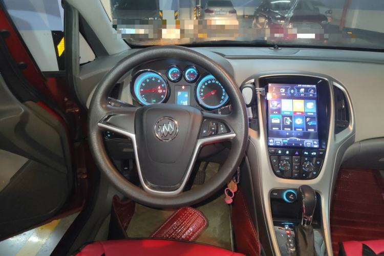 Used Buick GT 2012 XT 1.6L Automatic Fashion Edition Steering Wheel