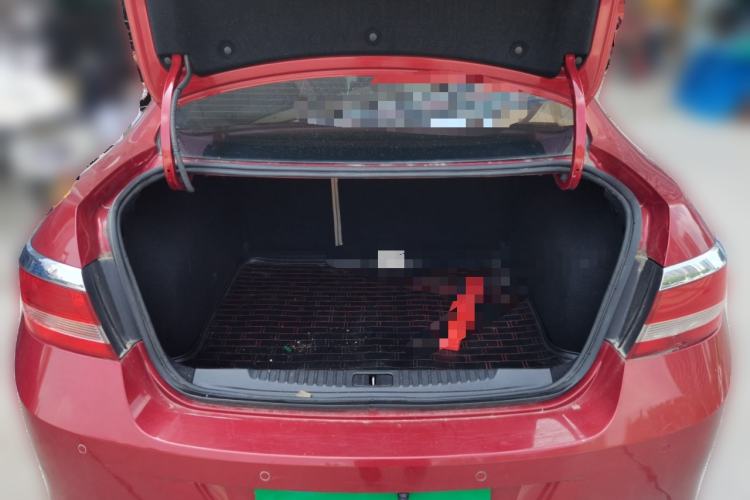Used Buick GT 2012 GT 1.6L Automatic Fashion Edition Trunk