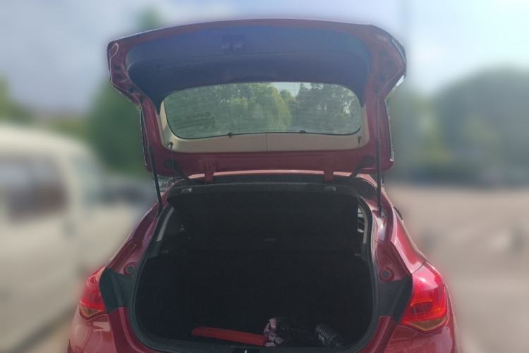 Used Buick GT 2012 XT 1.6L Automatic Fashion Edition Trunk