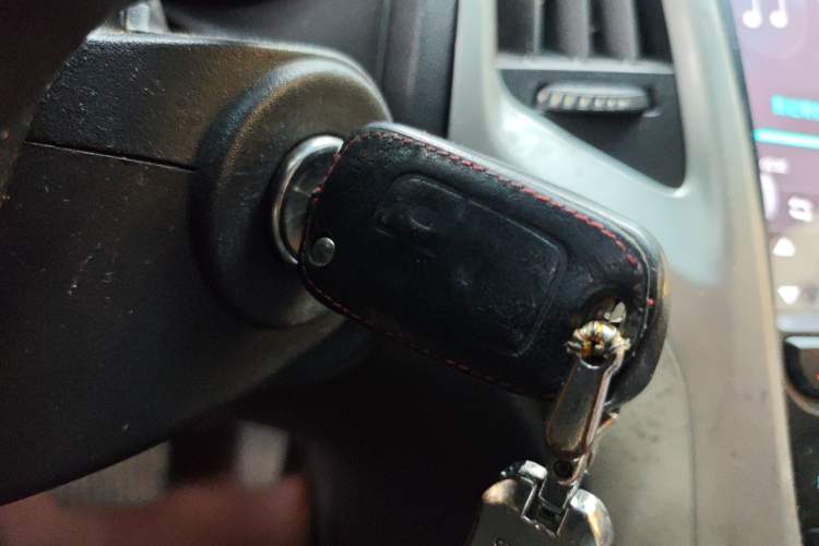 Used Buick GT 2012 GT 1.8L Automatic Fashionable Leather Edition Vehicle Key