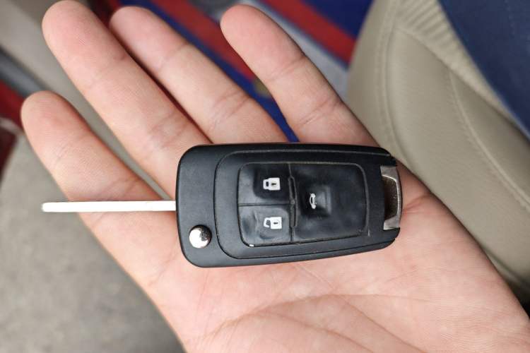 Used Buick GT 2012 GT 1.6L Automatic Fashion Edition Vehicle Key